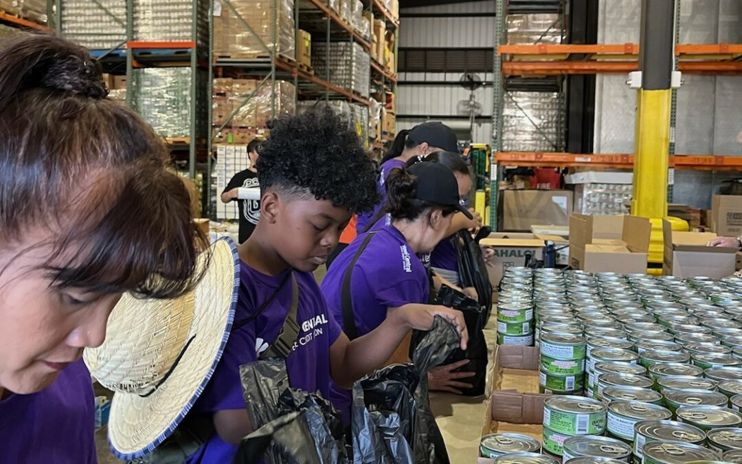 HAWAII CENTRAL FEDERAL CREDIT UNION VOLUNTEERS AT HAWAII FOODBANK TO PACK FOOD FOR KEIKI IN PRE-SCHOOLS AND ELEMENTARIES